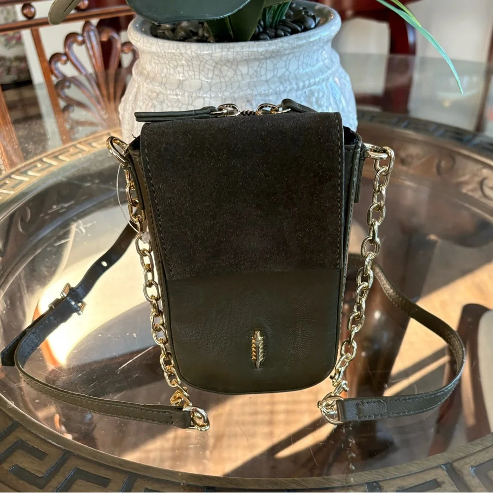 💚💚THACKER OLIVE GREEN ANNA LEATHER & SUEDE PHONE/WALLET CROSSBODY BAG!💚💚